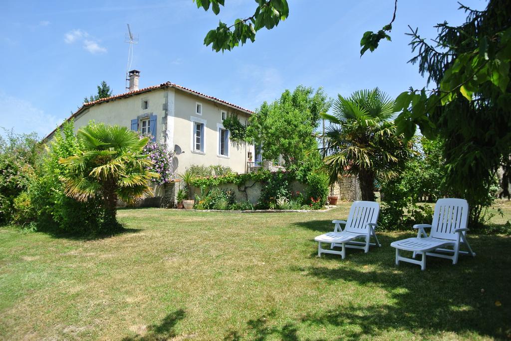 Brossac Chez Sarrazin 빌라 외부 사진